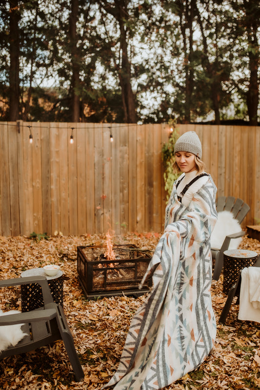 Couverture - Jeté en laine à motif boho aztèque