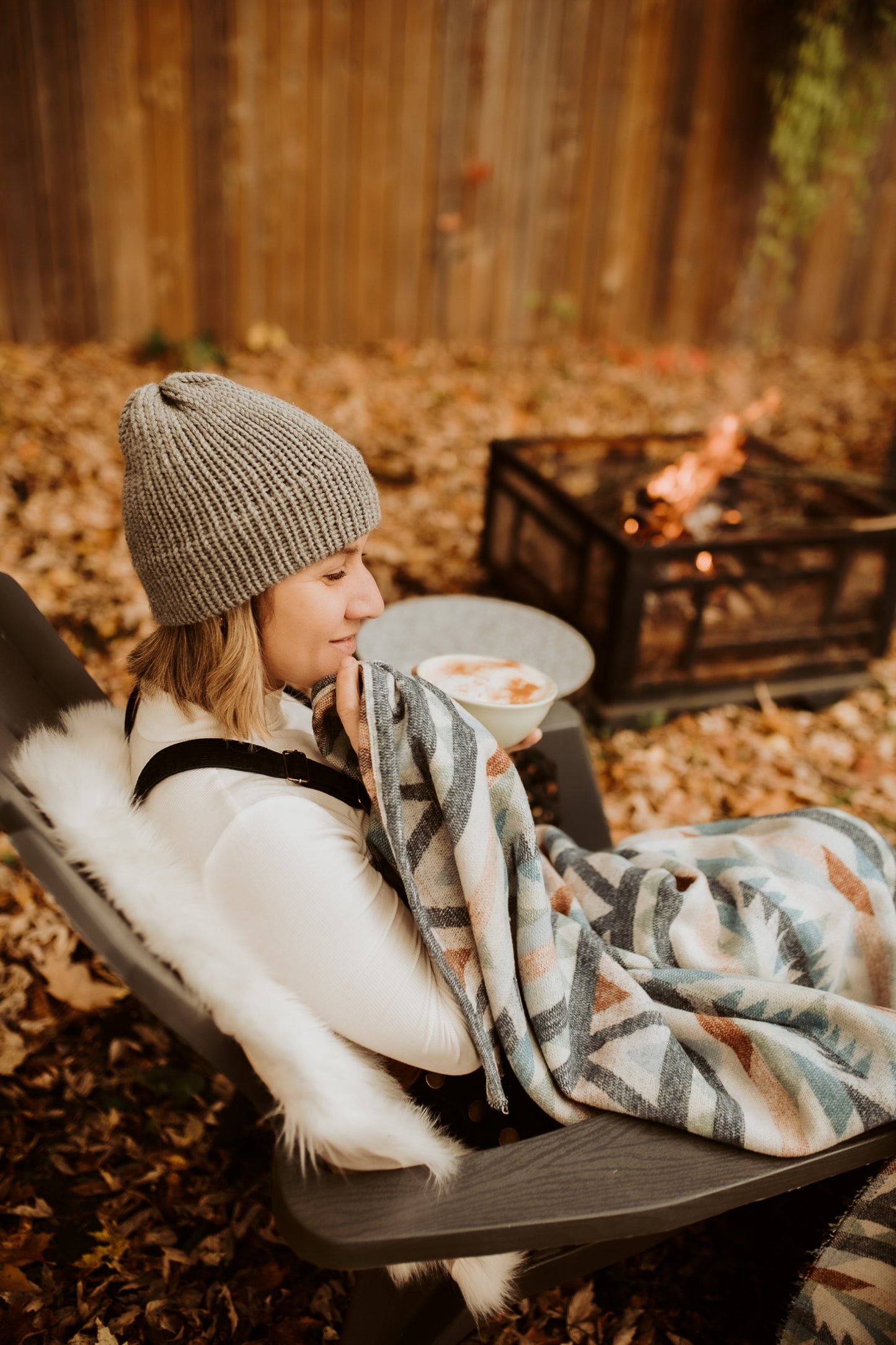 Couverture - Jeté en laine à motif boho aztèque