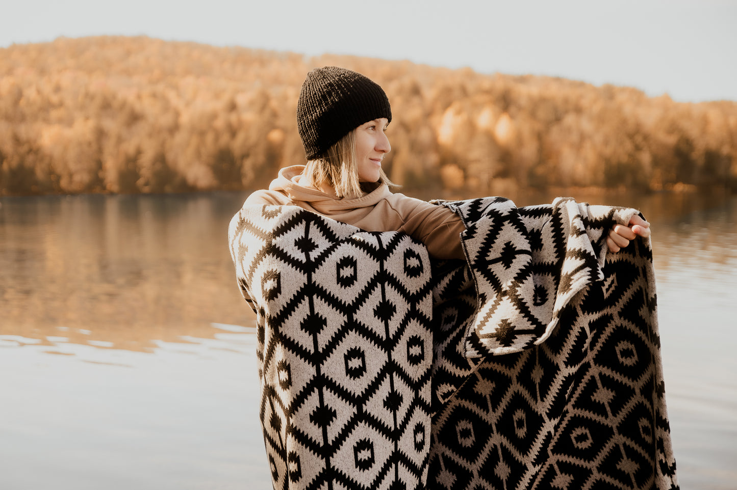 Couverture - Jeté en laine à motif boho aztèque