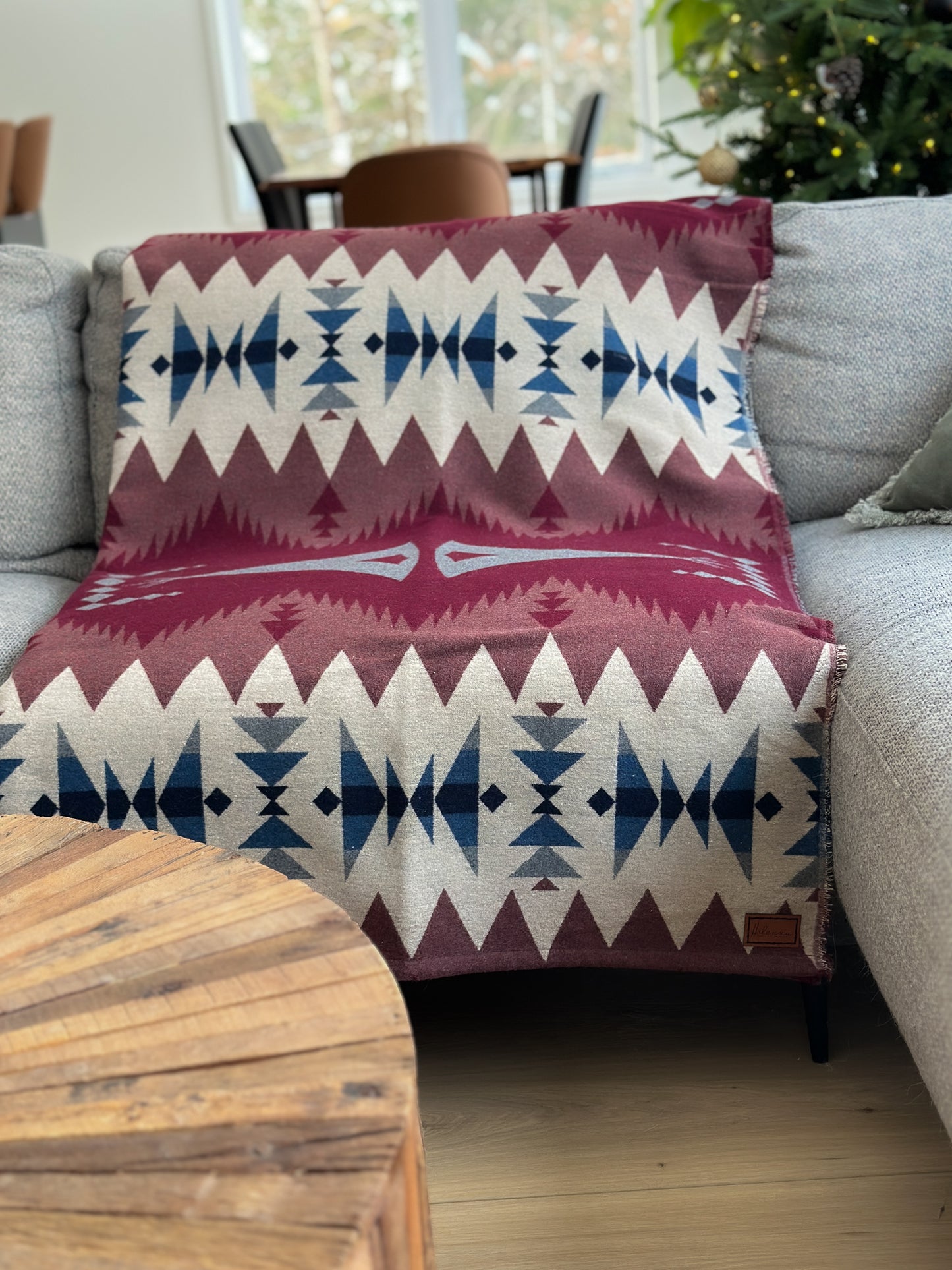 Couverture - Jeté en laine à motif boho aztèque