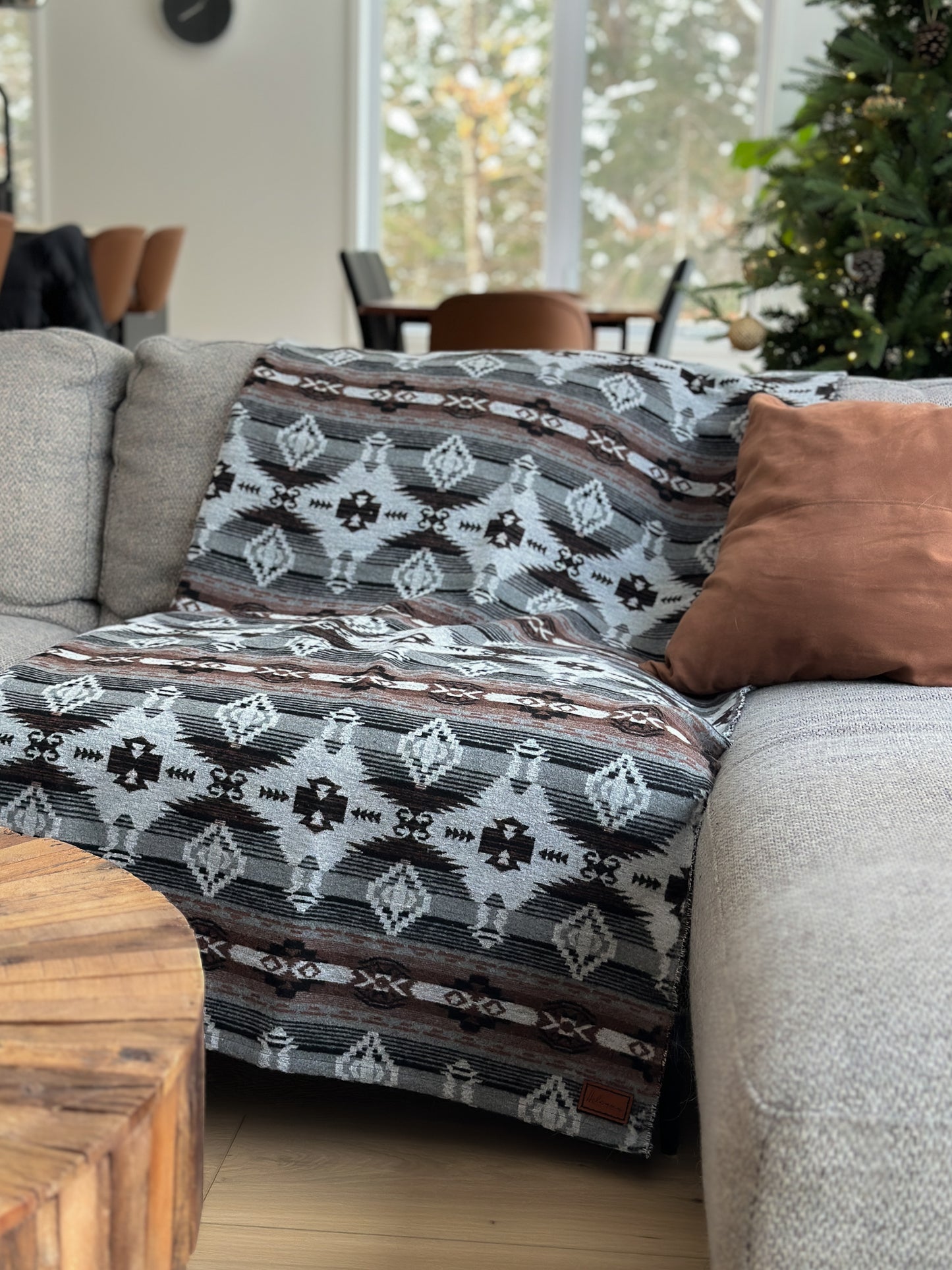 Couverture - Jeté en laine à motif boho aztèque