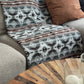 Couverture - Jeté en laine à motif boho aztèque
