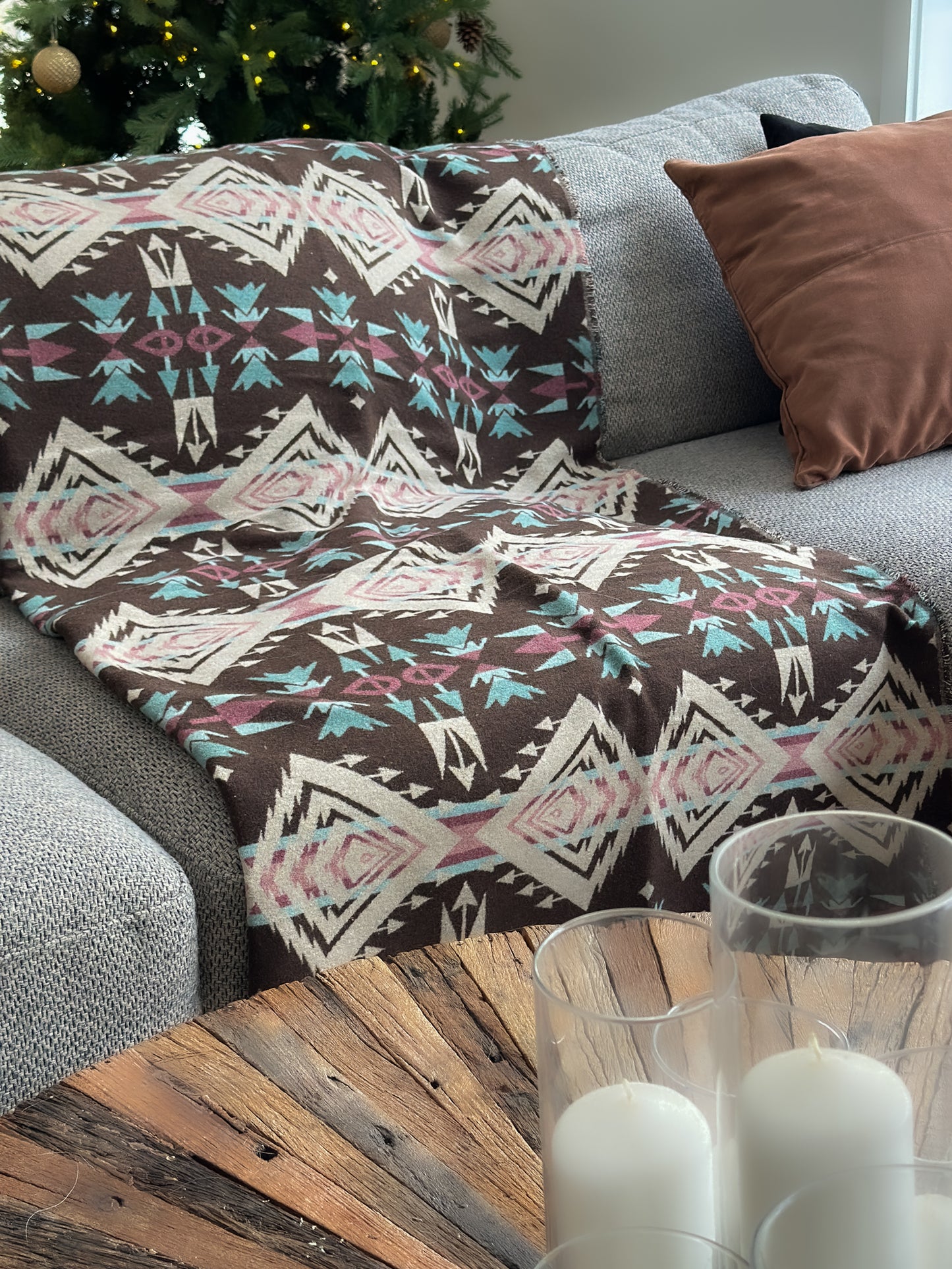 Couverture - Jeté en laine à motif boho aztèque