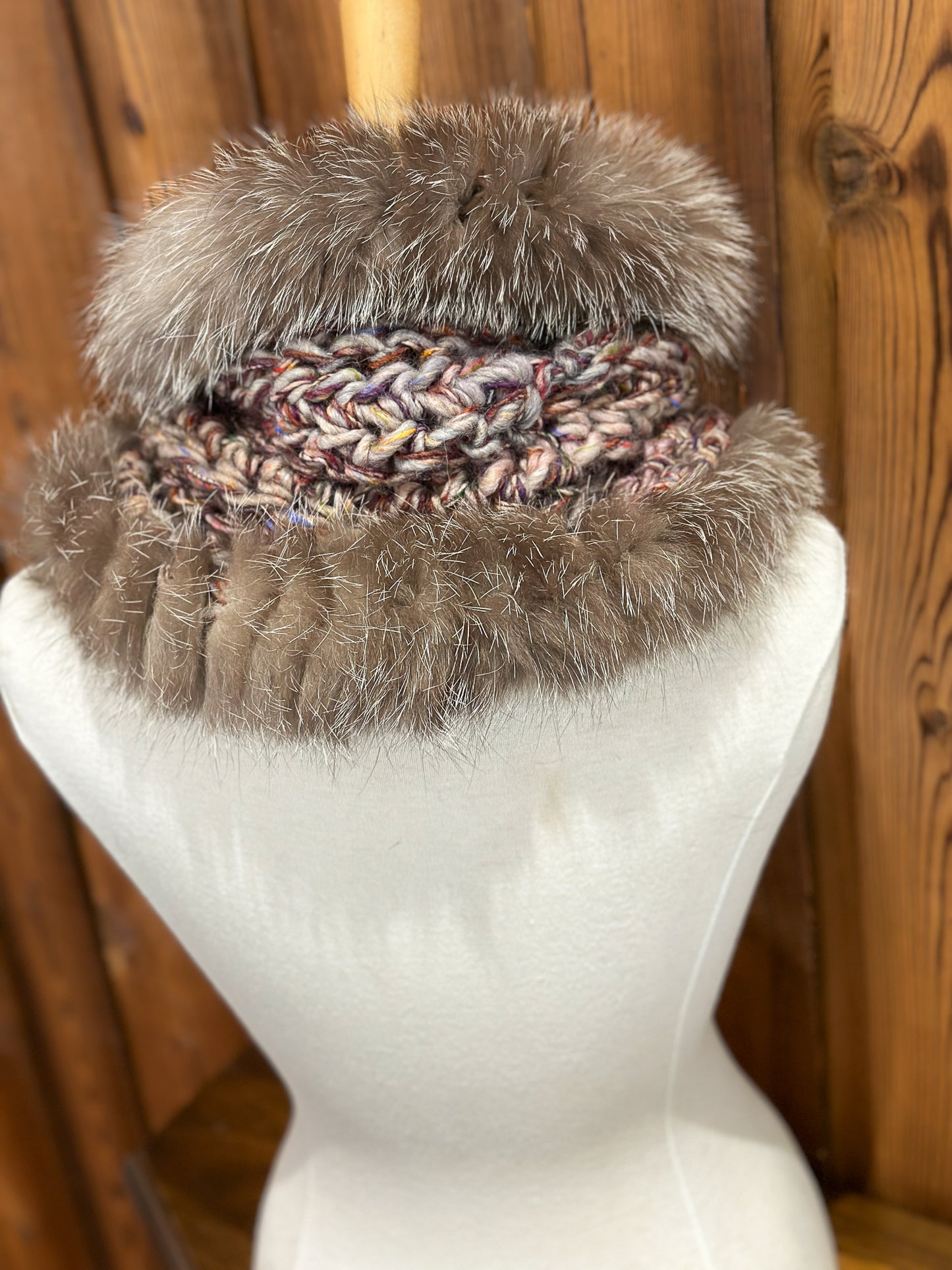 Foulard Beige avec fourrure recyclée Renard