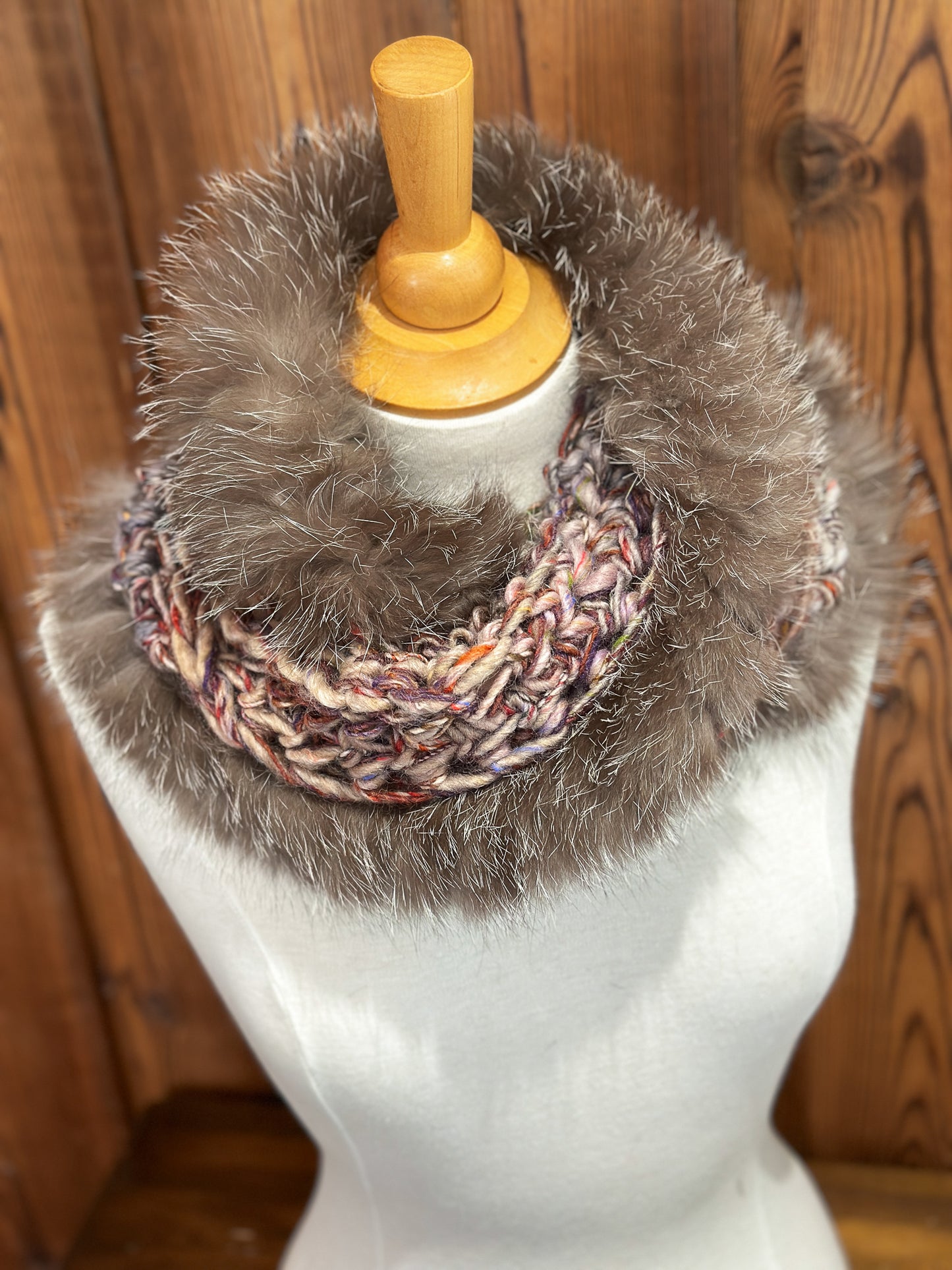Foulard Beige avec fourrure recyclée Renard