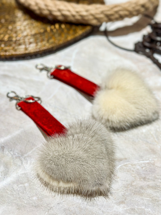 Porte clés en fourrure recyclée « p’tit coeur » Réversible