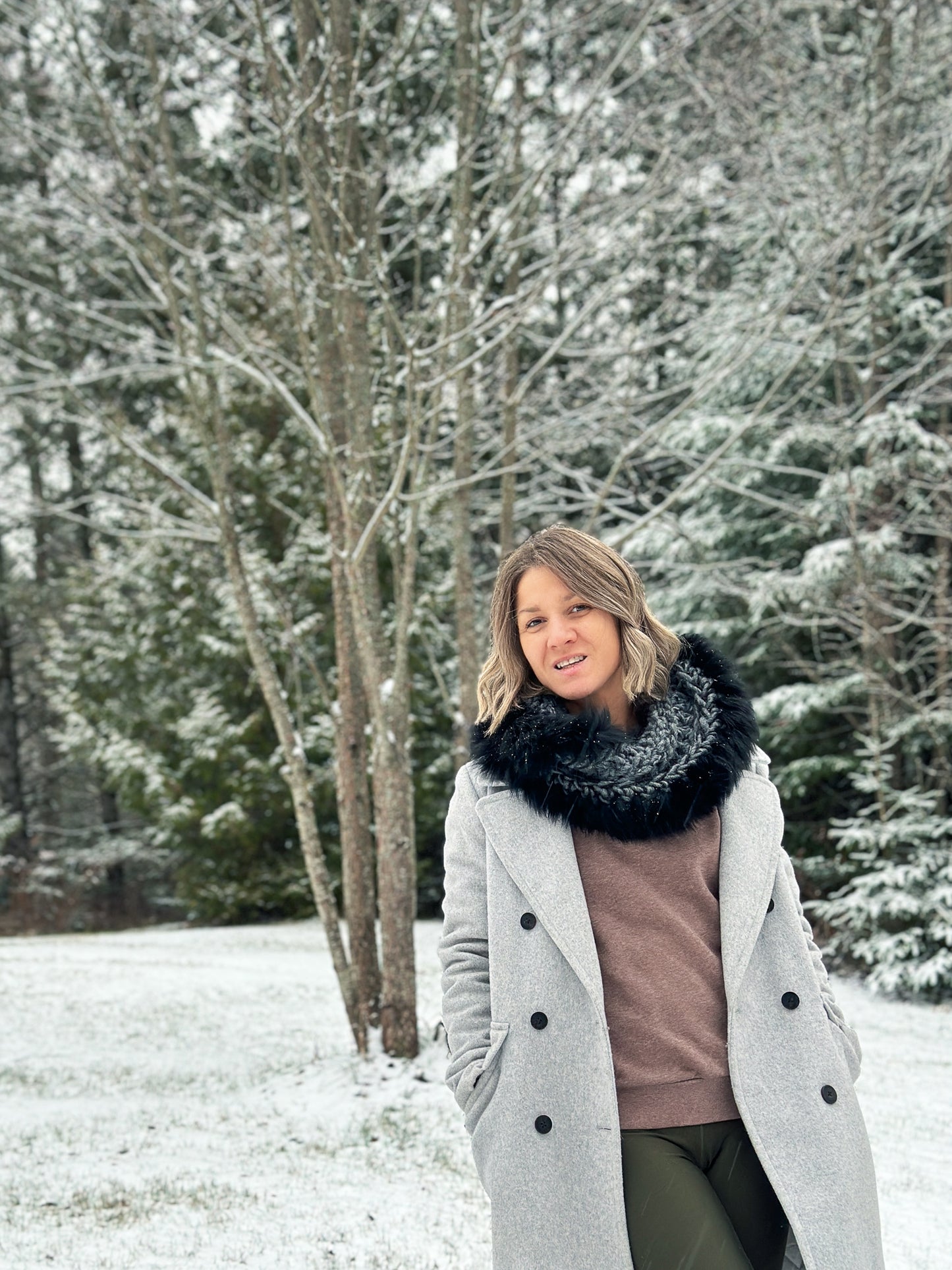 Scarf with recycled fur