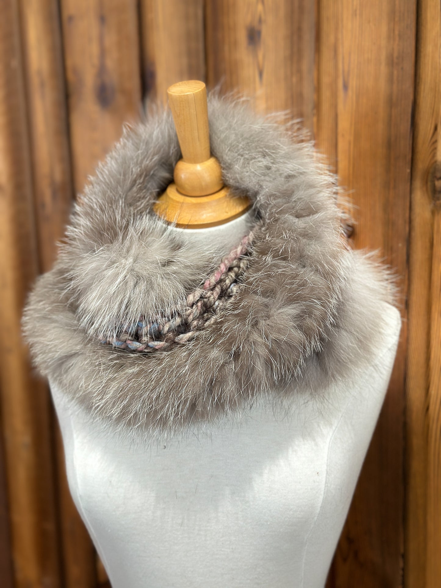 Foulard rose avec fourrure recyclée - Renard