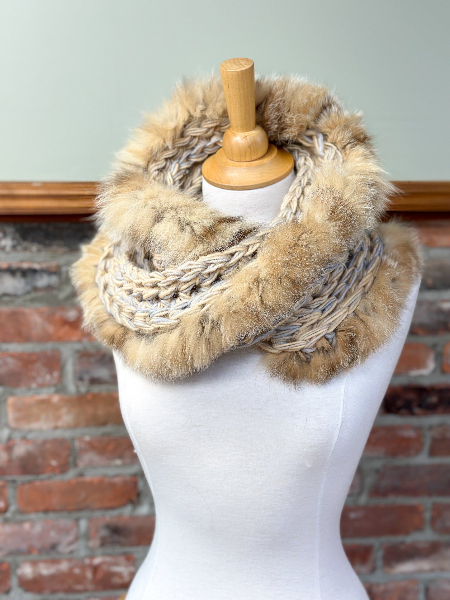 Scarf with recycled fur