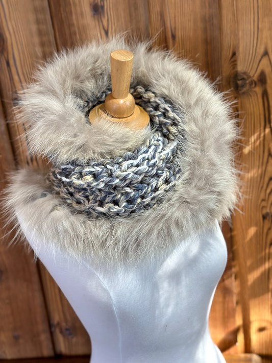 Foulard avec fourrure recyclée