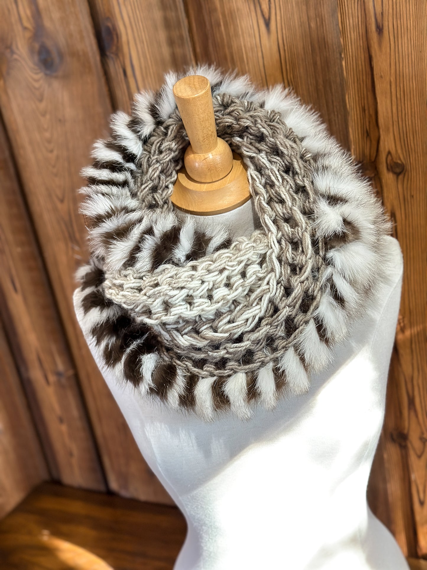 Scarf with recycled fur