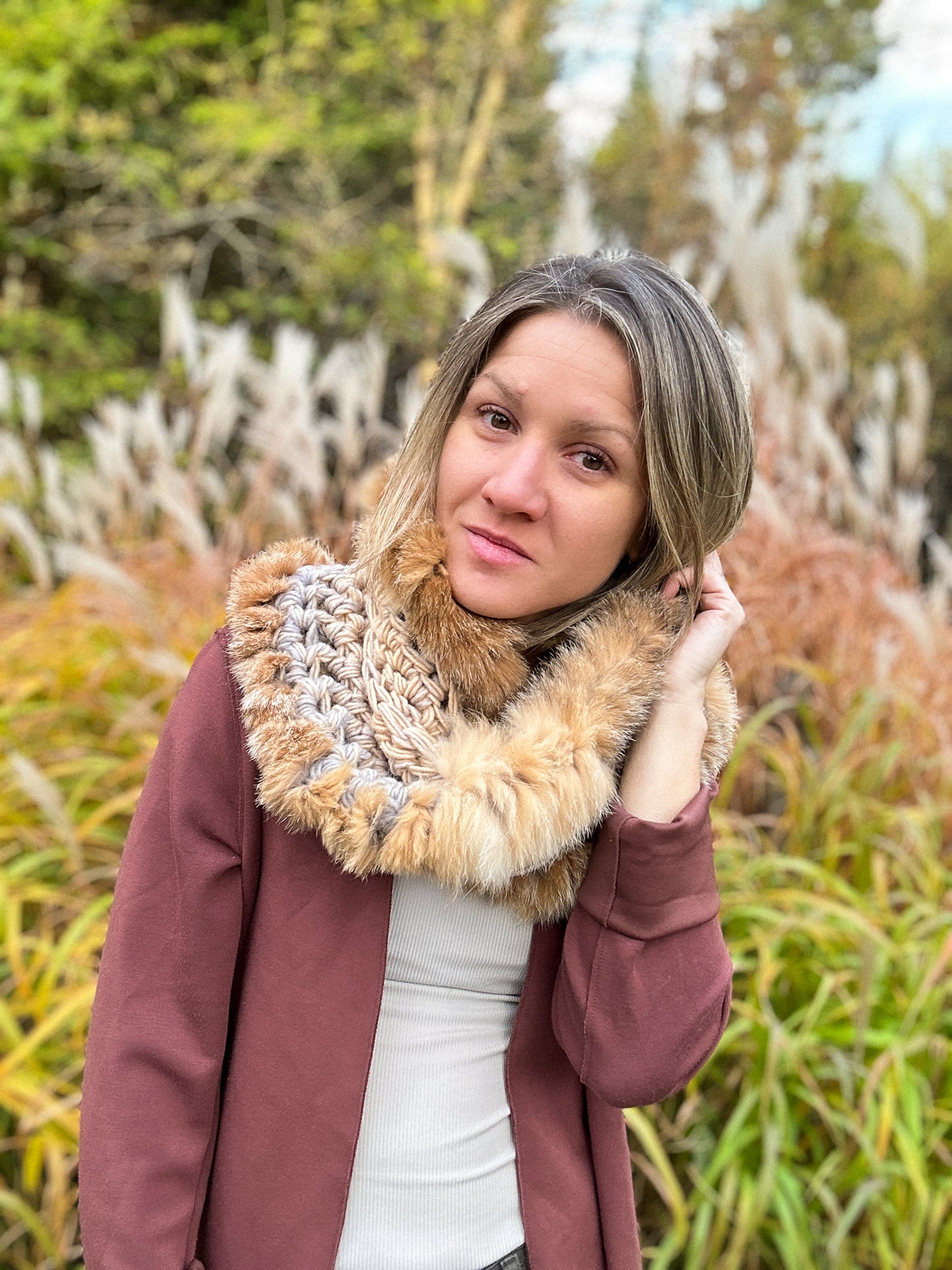 Scarf with recycled fur