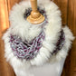 Foulard gris et fuchsia avec fourrure recyclée Renard