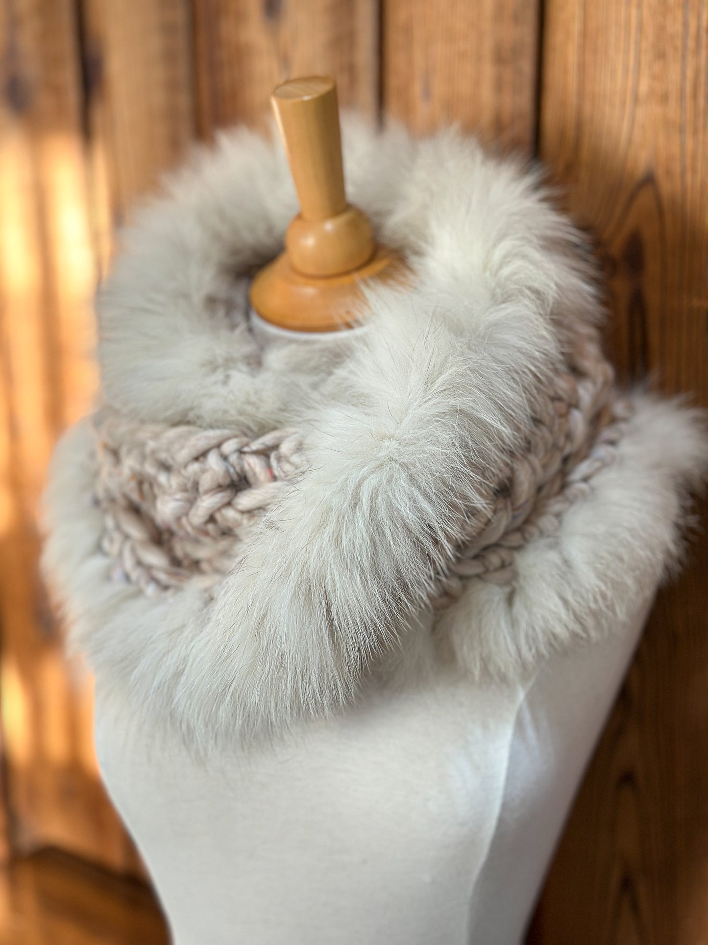 Foulard Beige avec fourrure recyclée Renard