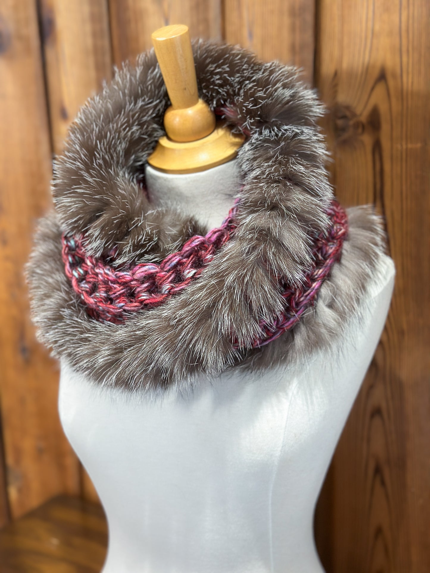 Foulard Rose avec fourrure recyclée - Renard