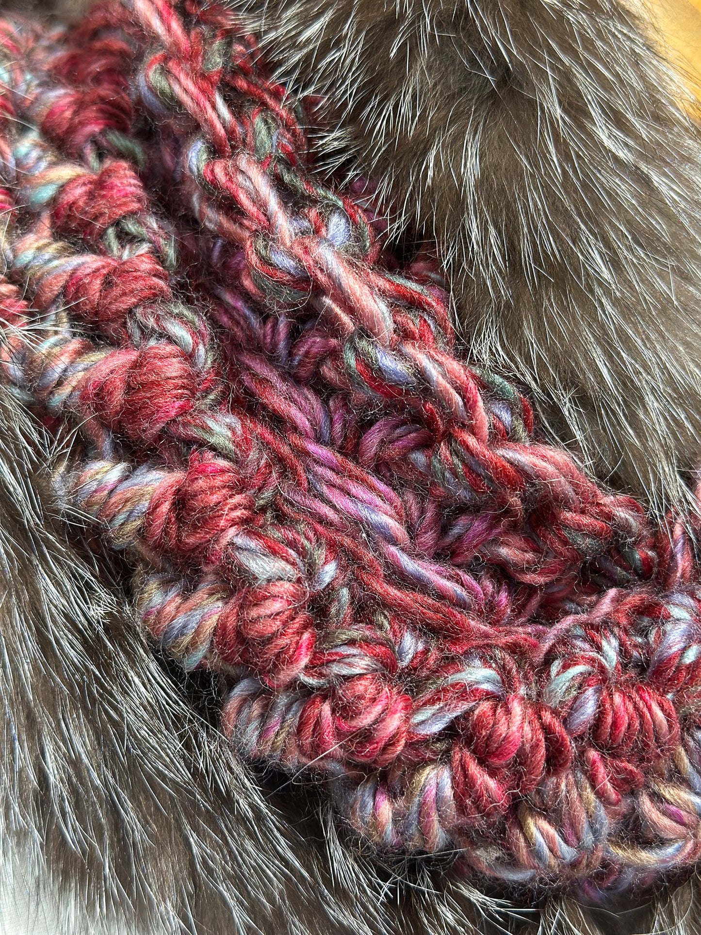 Foulard Rose avec fourrure recyclée - Renard