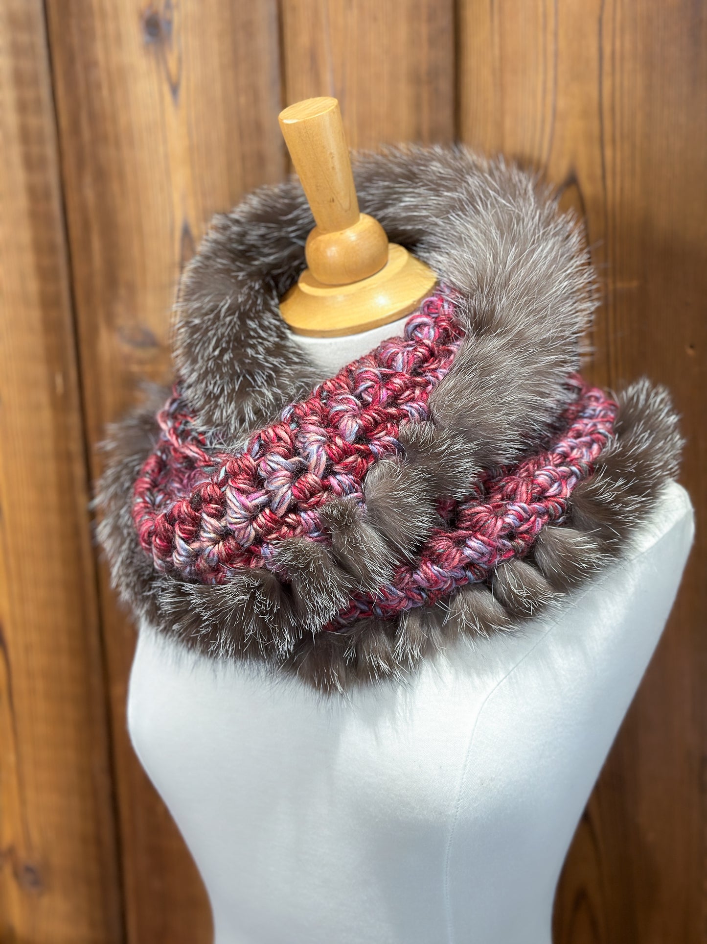 Foulard Rose avec fourrure recyclée - Renard