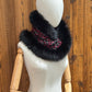 Foulard Rouge et noir avec torsade et fourrure recyclée