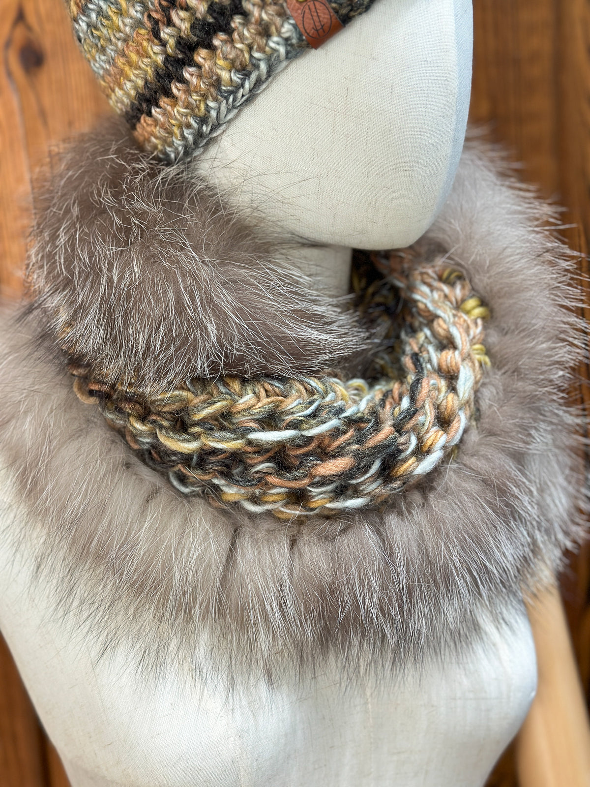 Foulard avec torsade avec fourrure recyclée - Renard