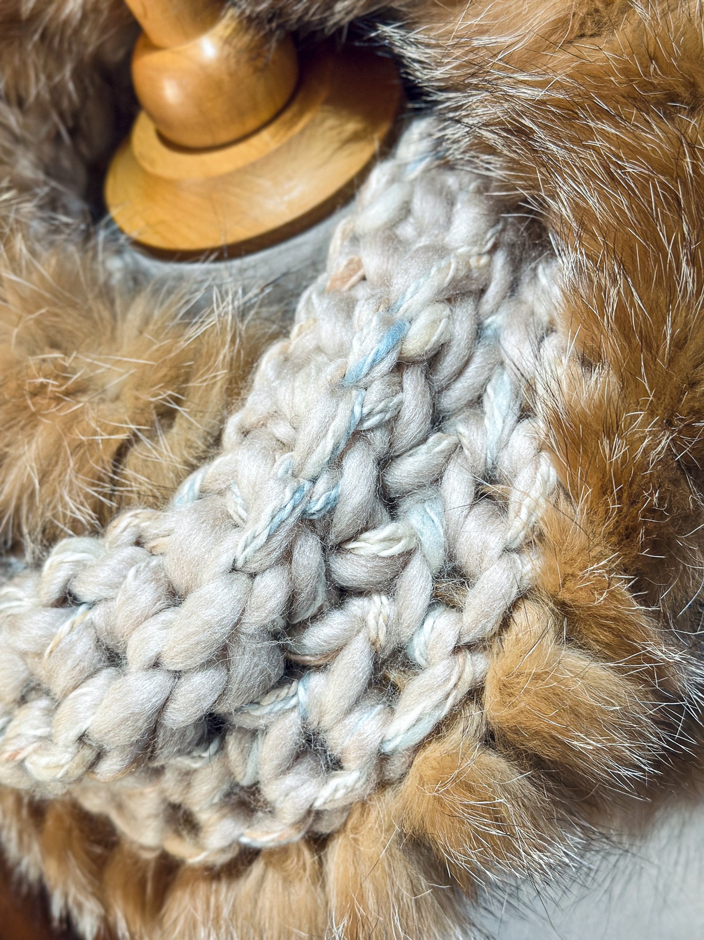 Foulard Mérinos avec fourrure recyclée - Renard