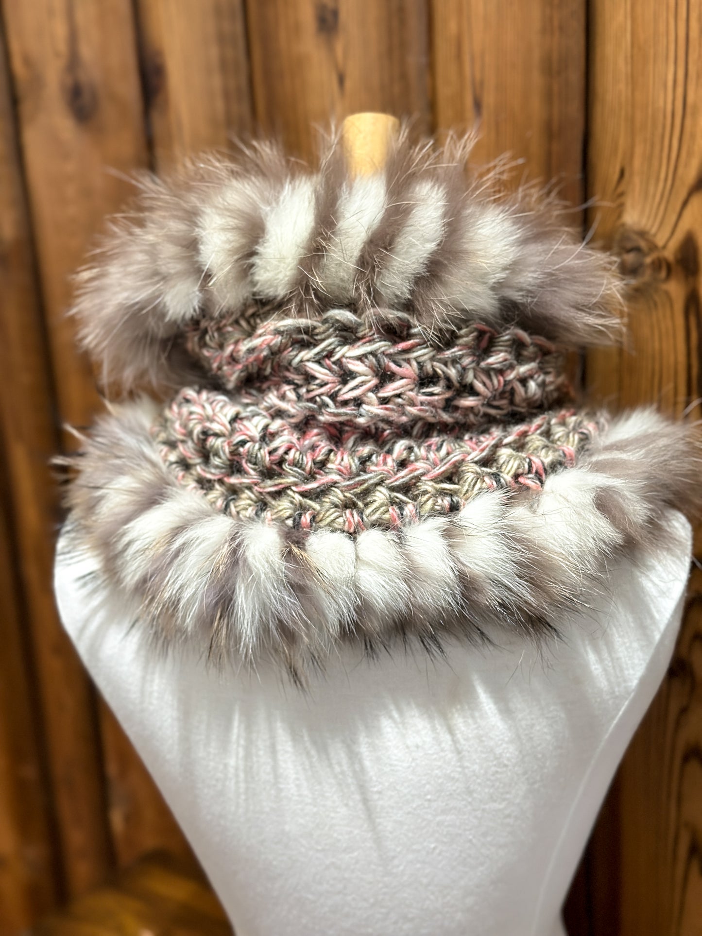 Foulard Rose et Gris avec fourrure recyclée - Renard