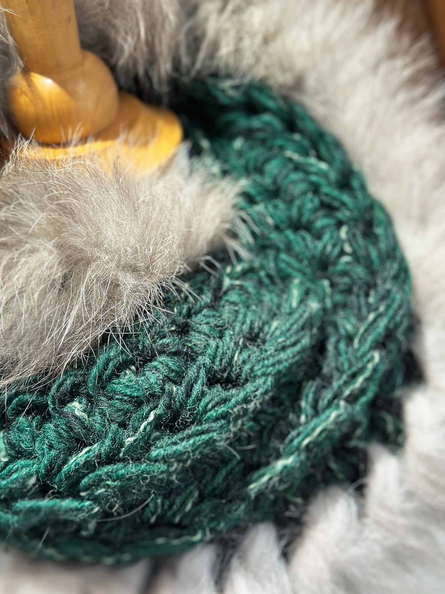 Foulard Vert Forêt avec fourrure recyclée - Renard