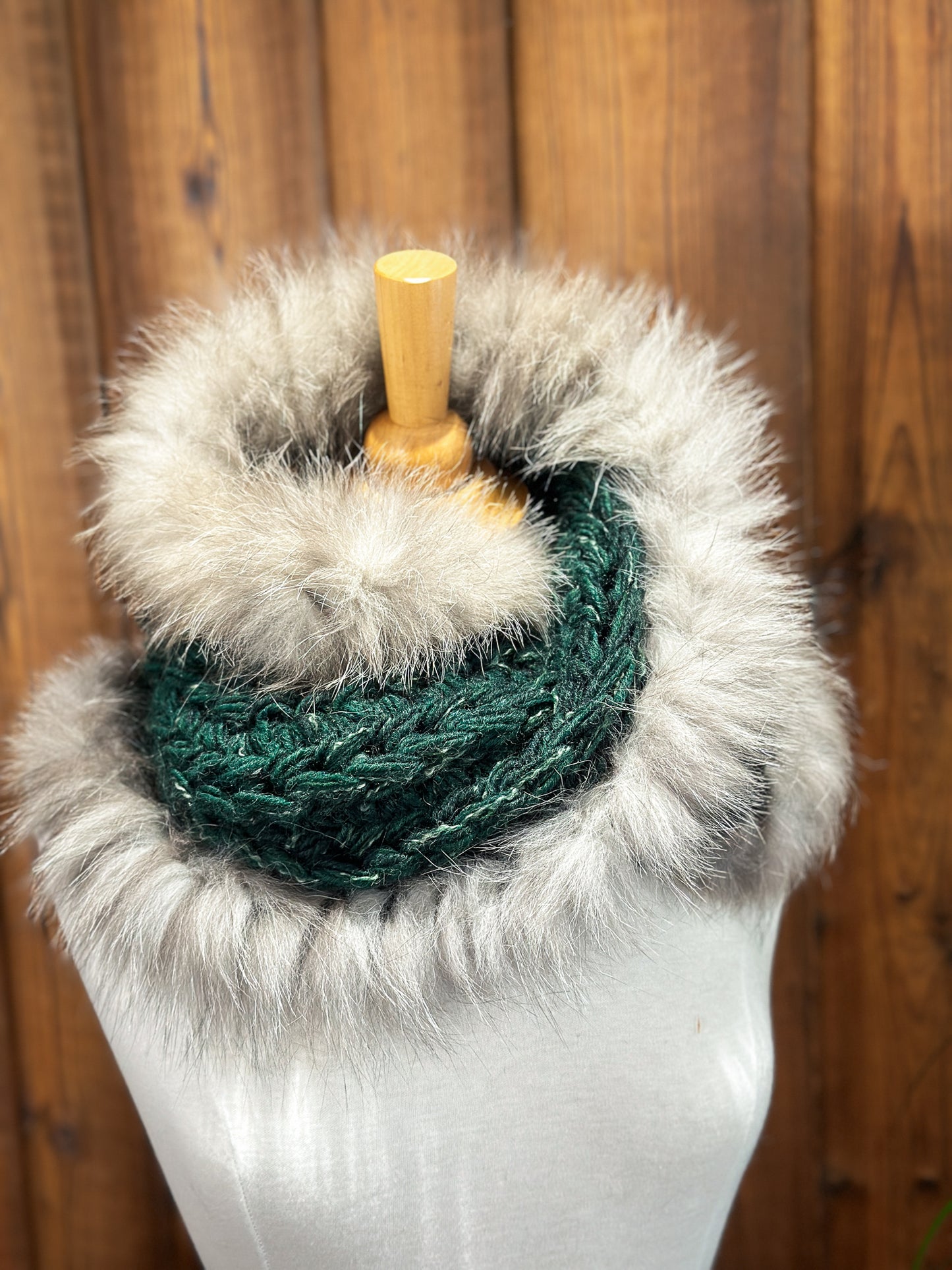 Foulard Vert Forêt avec fourrure recyclée - Renard