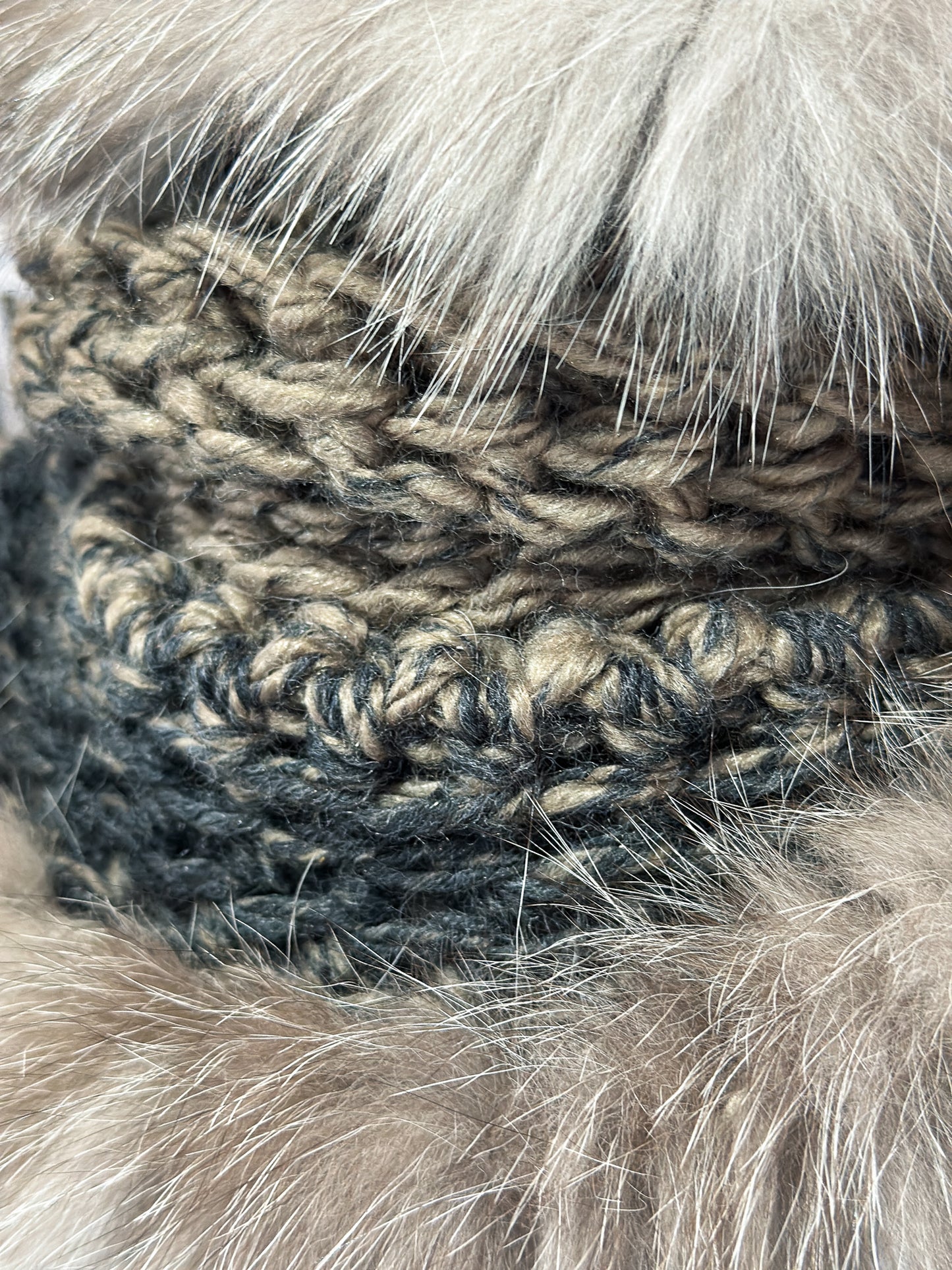 Foulard charcoal avec fourrure recyclée - Renard