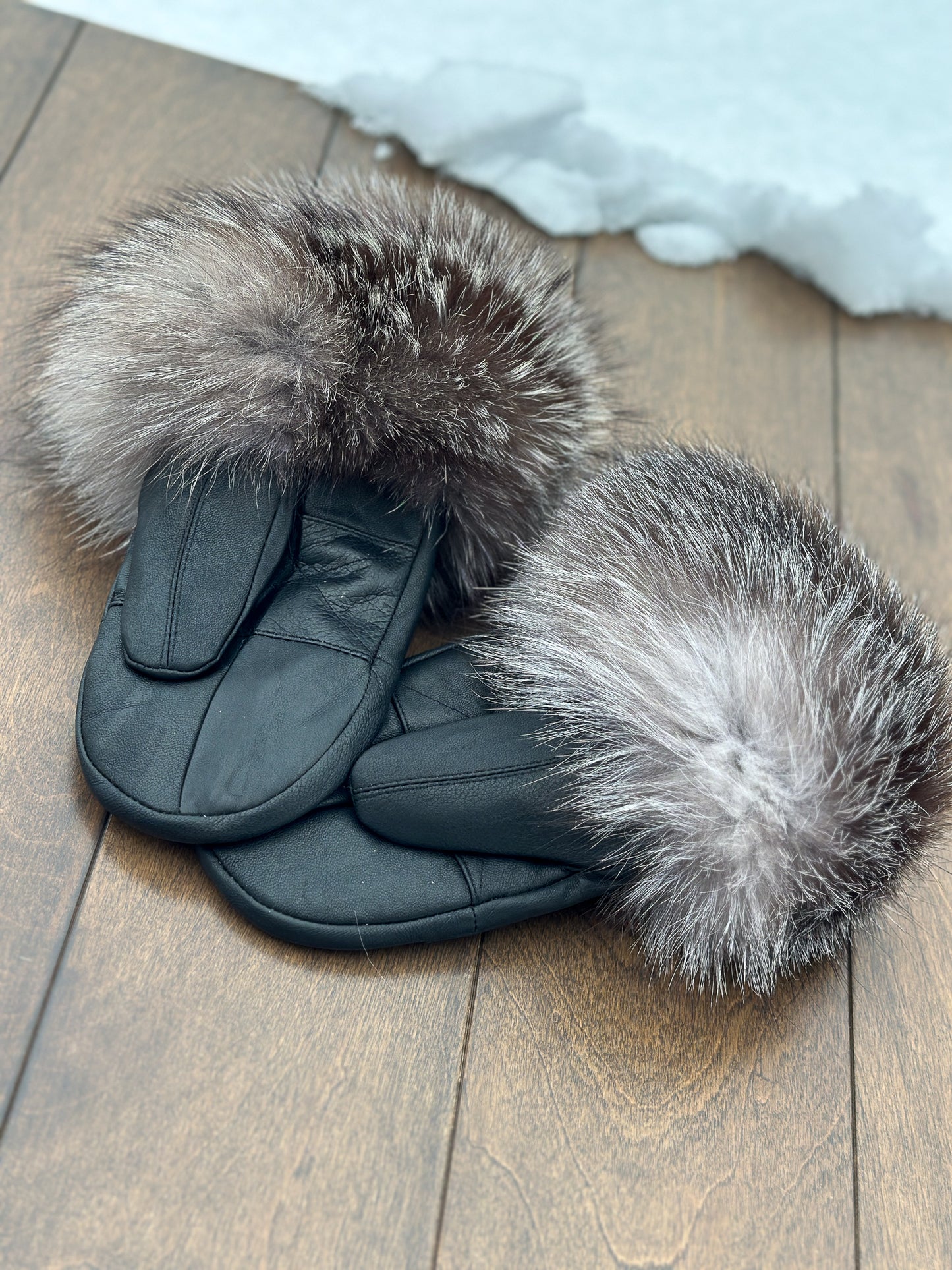 Mitaines en cuir noir avec fourrure recyclée- Renard