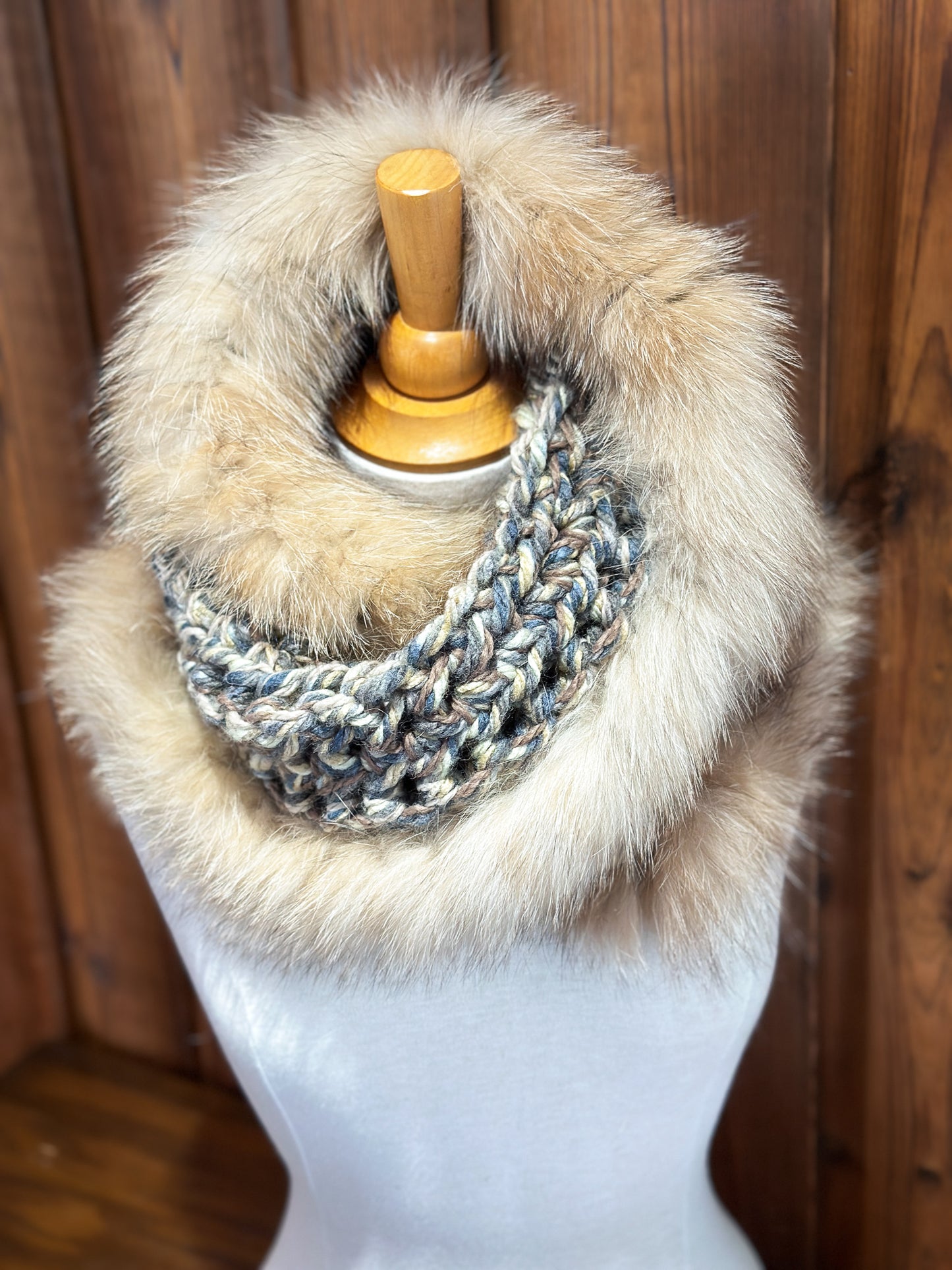 Foulard avec fourrure recyclée