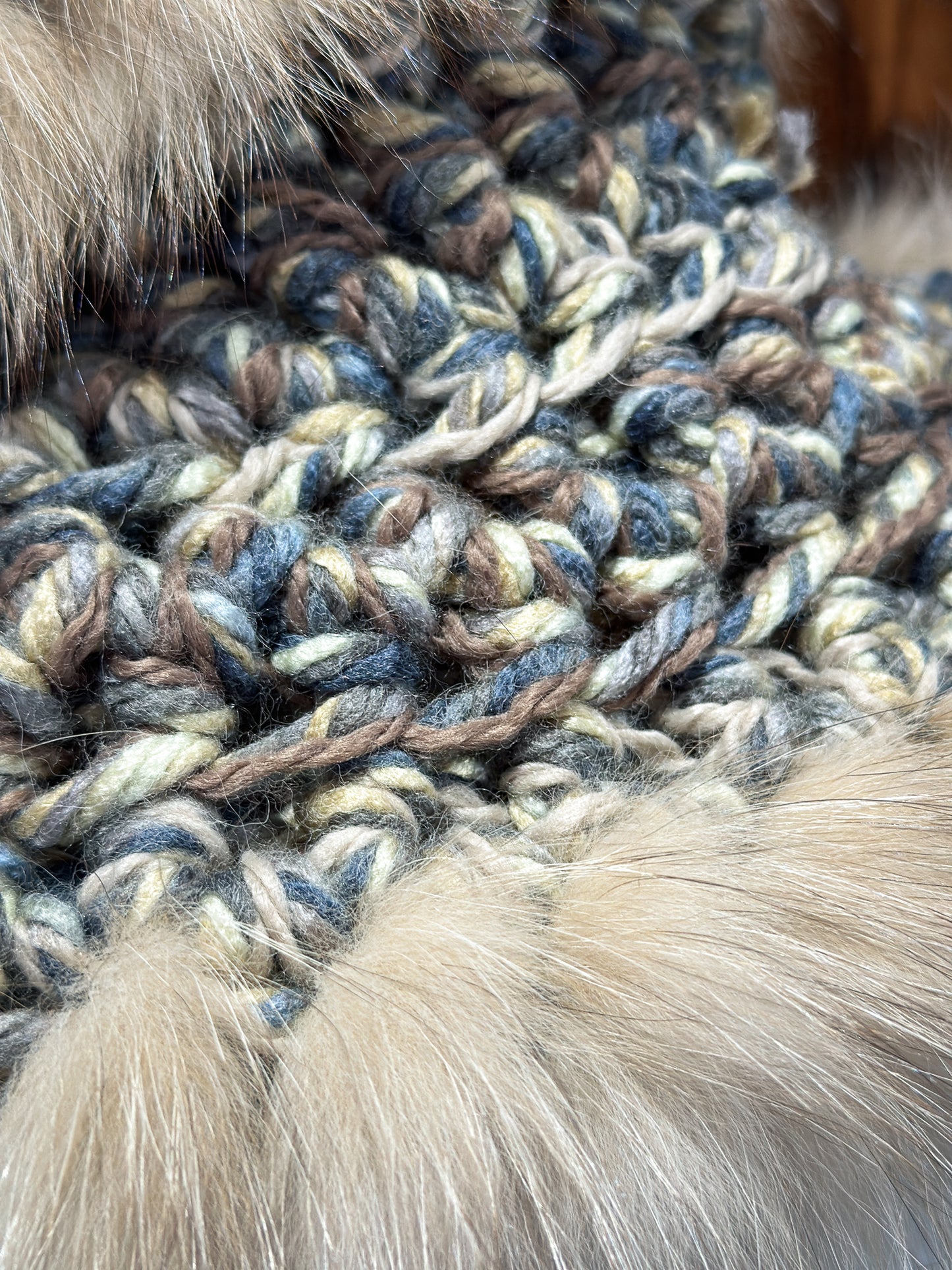 Foulard avec fourrure recyclée