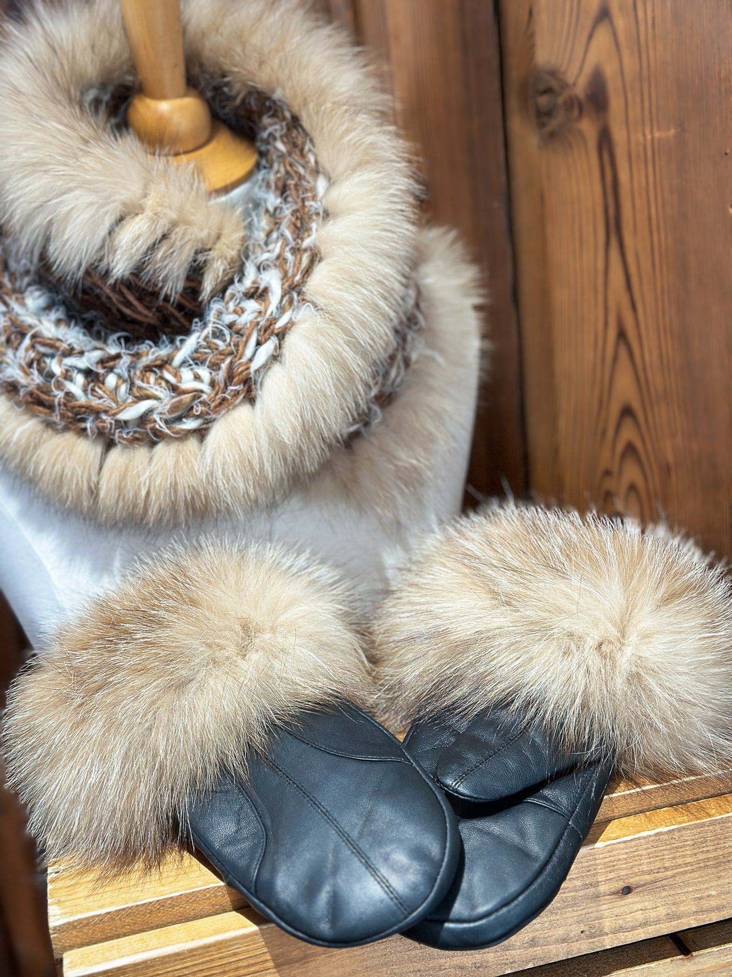 Foulard Beige et Brun avec fourrure recyclée - Renard