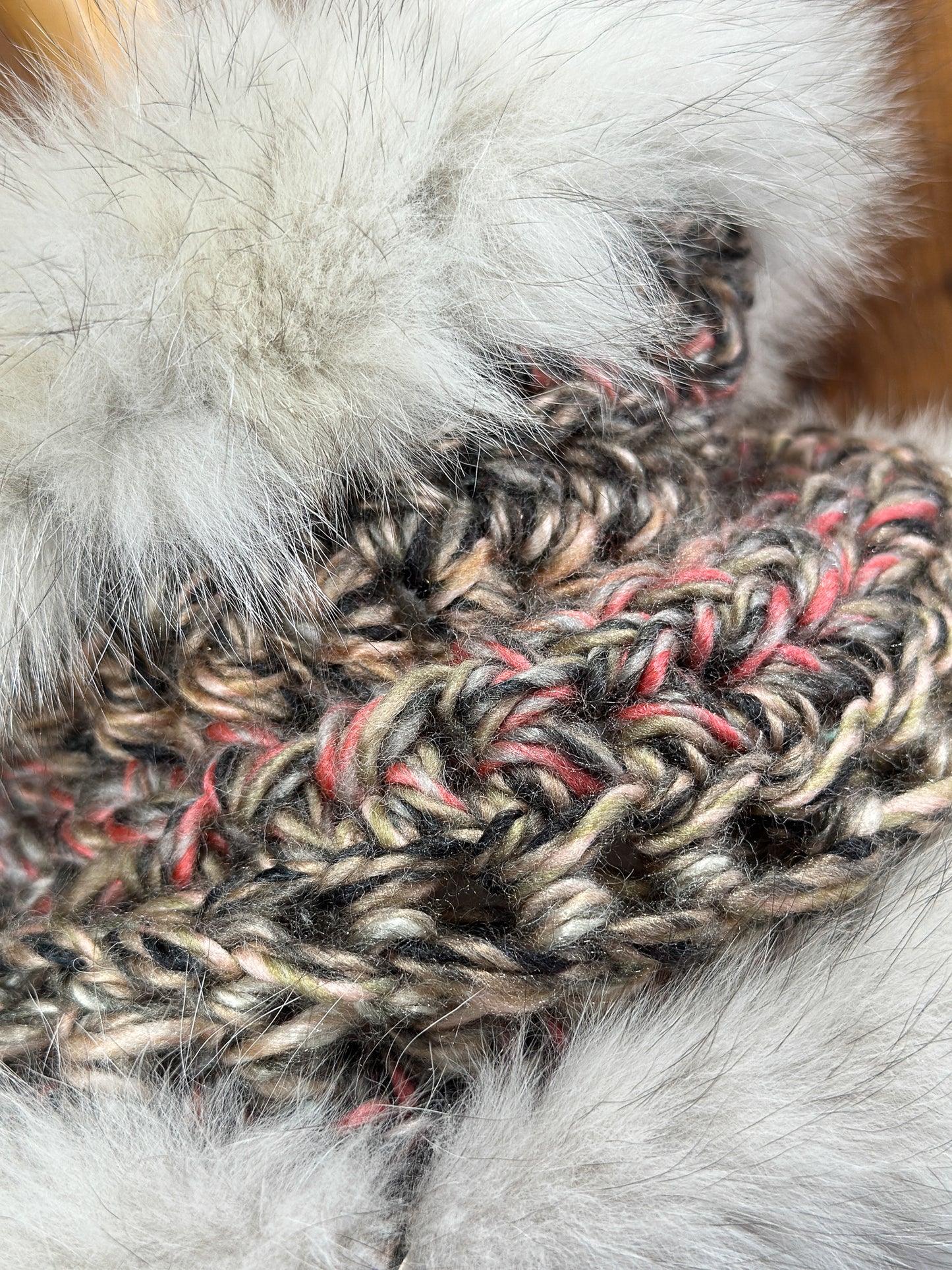 Foulard Rose et Gris avec fourrure recyclée - Renard