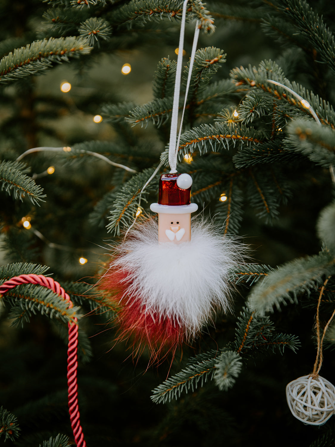 Santa Claus christmas ornament, Feliz nadidad, pompon