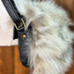 Sac à main avec rabat amovible fourrure - Noir