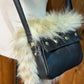Sac à main avec rabat amovible fourrure - Noir
