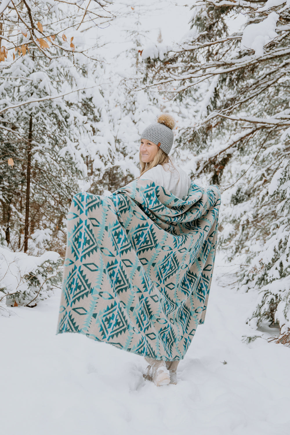 Wool Throw blanket for picnic with bohemian motif made in quebec