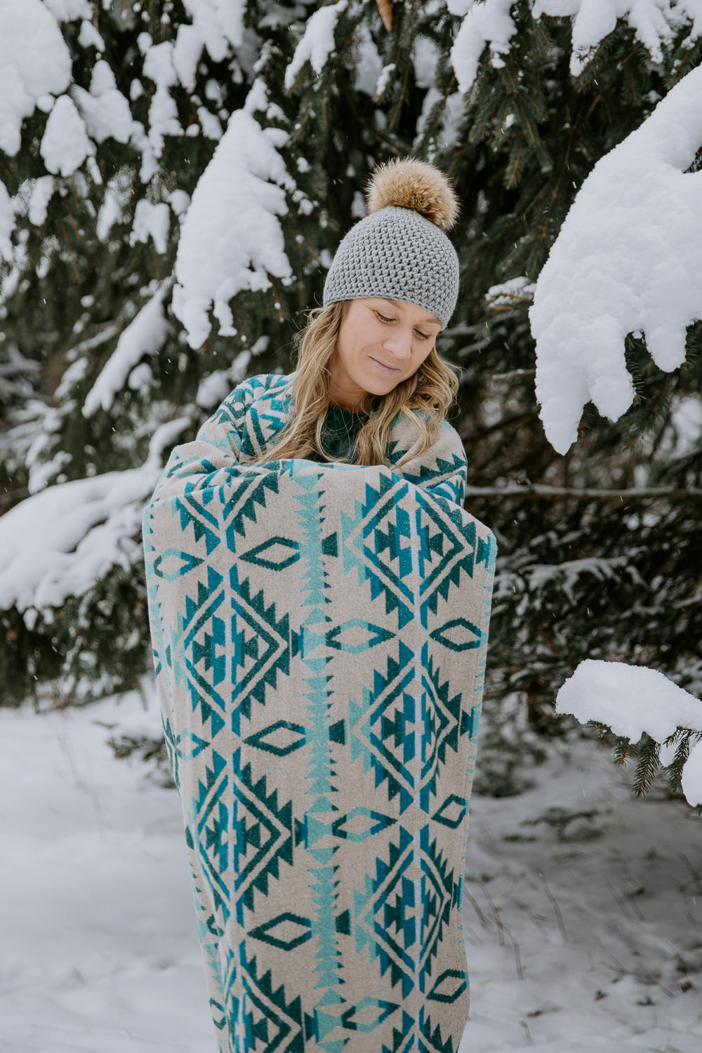Geometric Throw blanket for decoration or outdoor activity